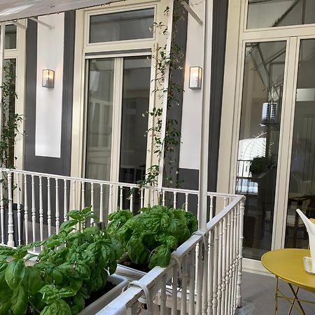 Casa Orlanda Apartment Наполи Екстериор снимка