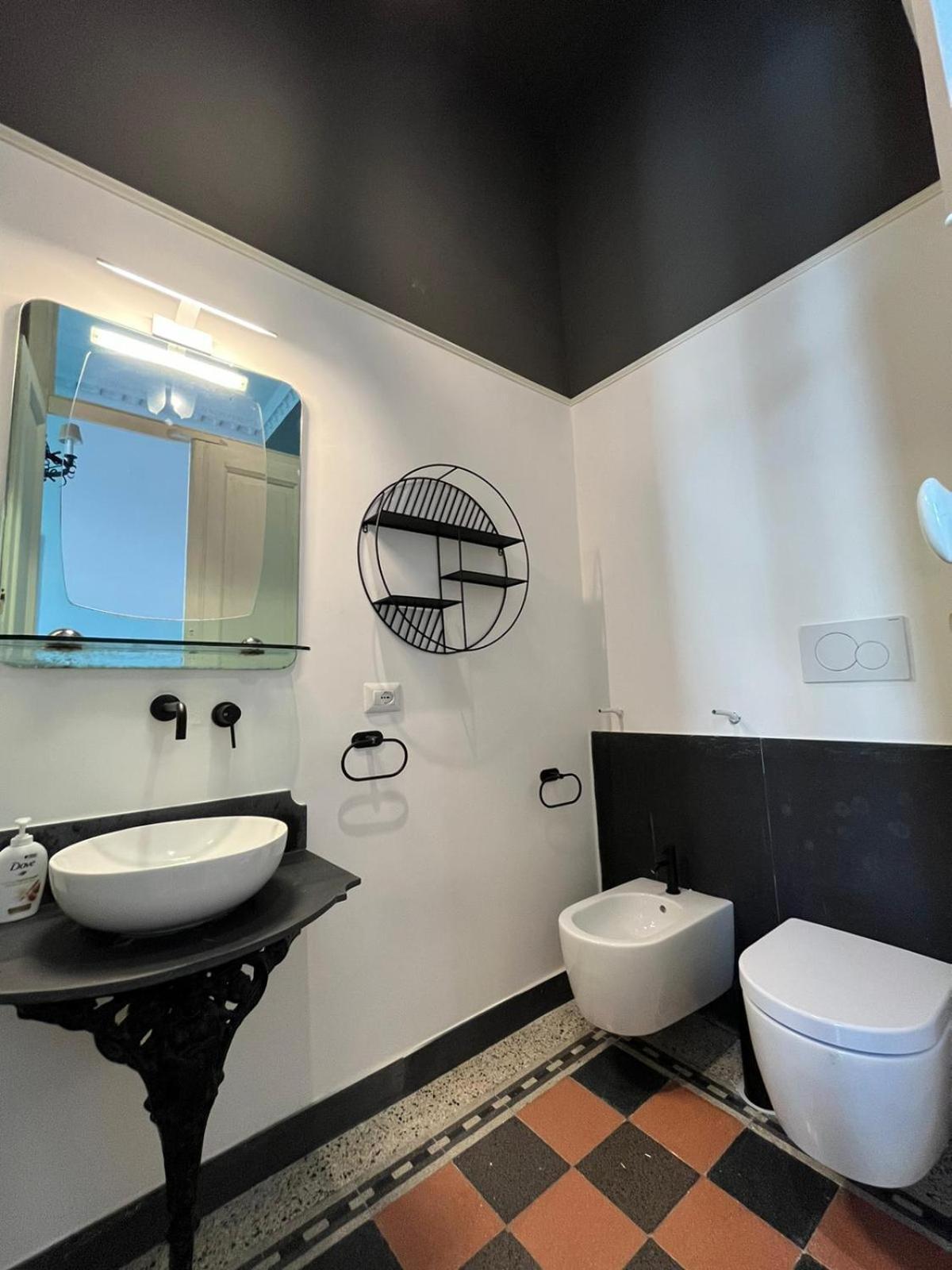 Casa Orlanda Apartment Наполи Екстериор снимка