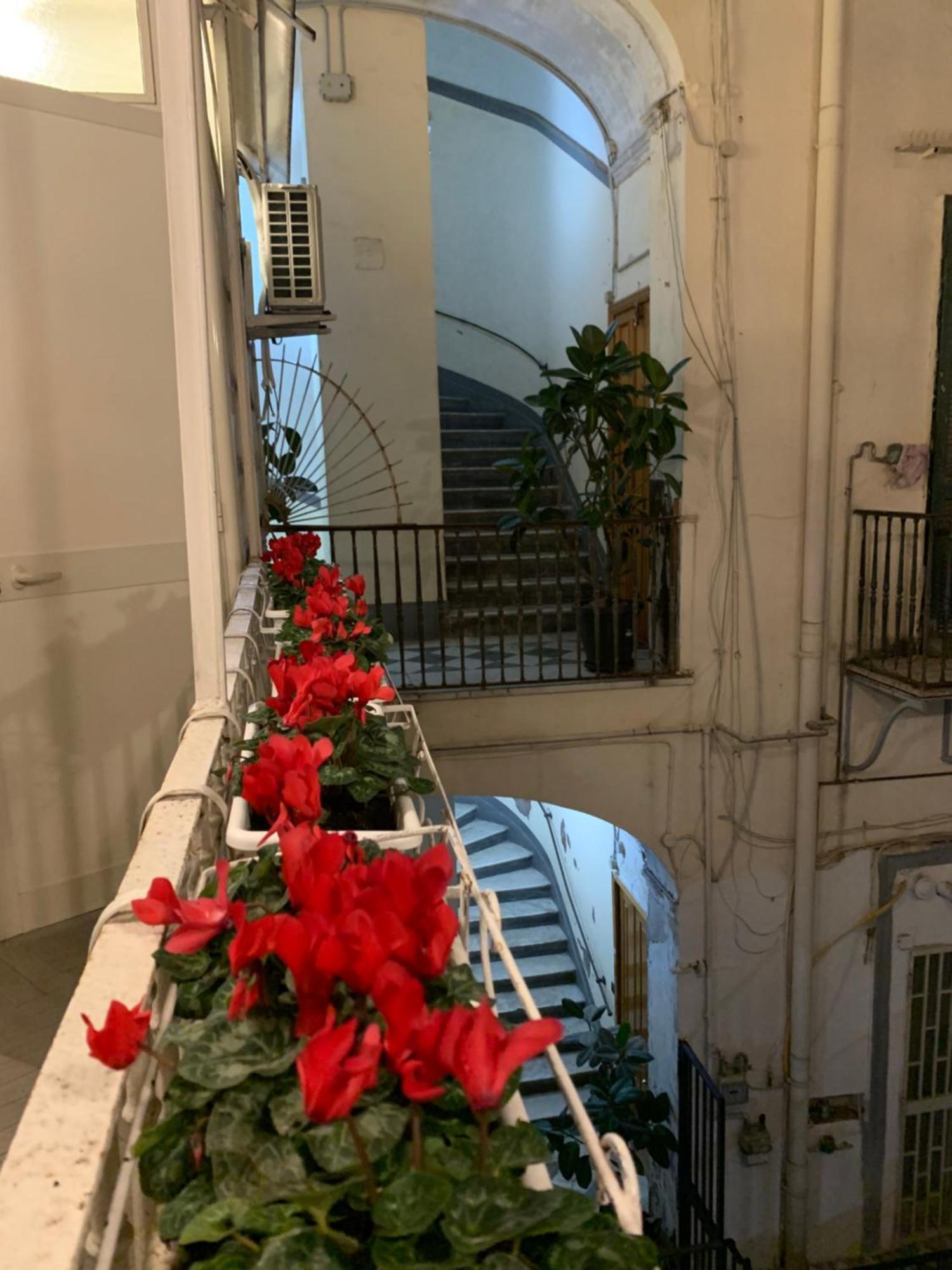 Casa Orlanda Apartment Наполи Екстериор снимка